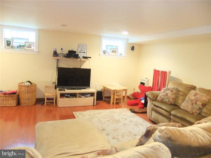 220 Welsh Drive Springfield, PA 19064 - Photo 21 of 25