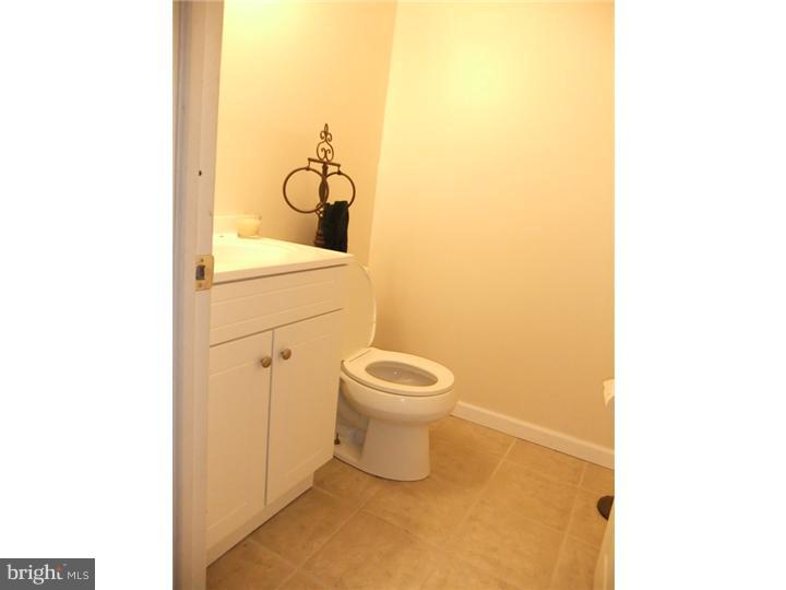 220 Welsh Drive Springfield, PA 19064 - Photo 22 of 25