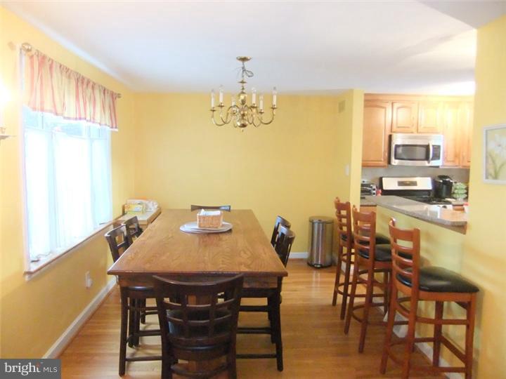 220 Welsh Drive Springfield, PA 19064 - Photo 9 of 25