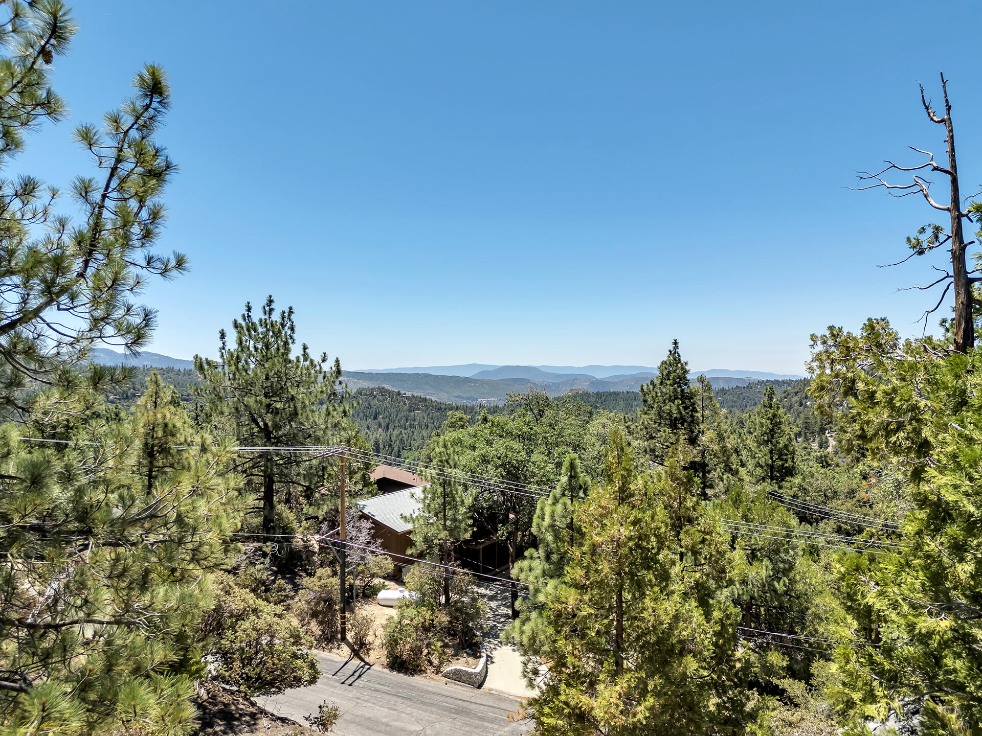 54174 North Ridge Drive Idyllwild, CA 92549 - Photo 10 of 33 a view of a city