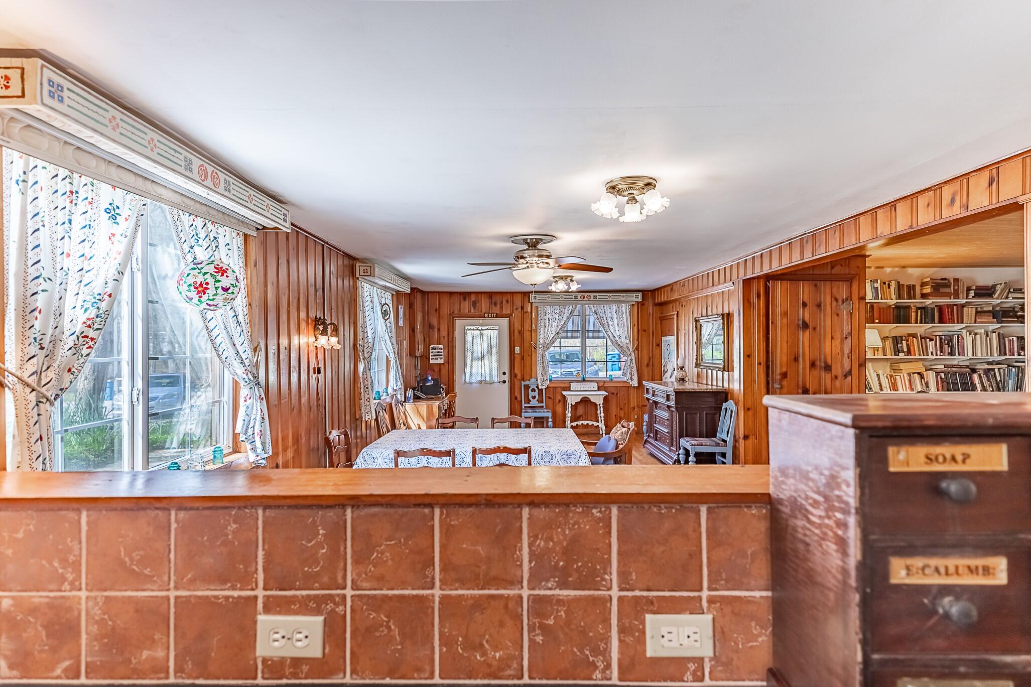 33 Lake Shore County Road Beverly Shores, IN 46301 - Photo 13 of 59 2054x1369