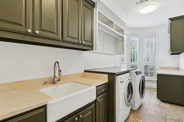 $8,500 | 1705 South Cottonwood Valley Circle, Irving, TX 75038