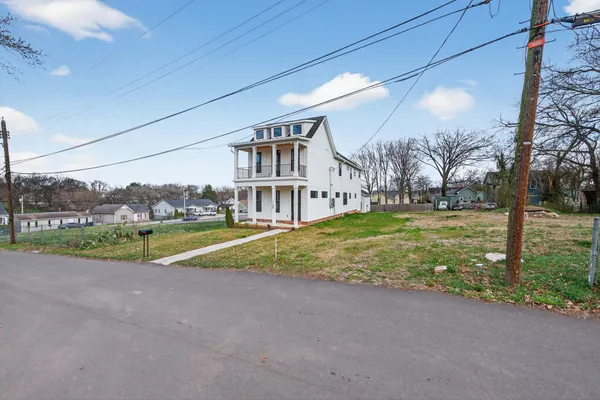 $569,900 | 1109 Parker Street, Columbia, TN 38401