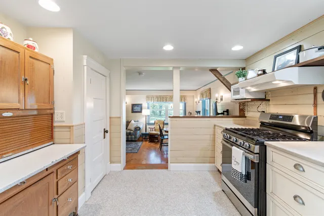 $1,100,000 | 4259 Roosevelt Highway, Colchester, VT 05446