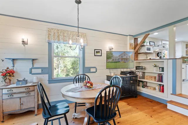 $1,100,000 | 4259 Roosevelt Highway, Colchester, VT 05446