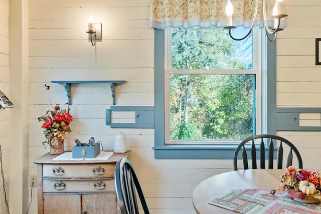 $1,100,000 | 4259 Roosevelt Highway, Colchester, VT 05446