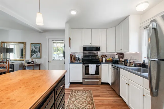 $1,100,000 | 4259 Roosevelt Highway, Colchester, VT 05446