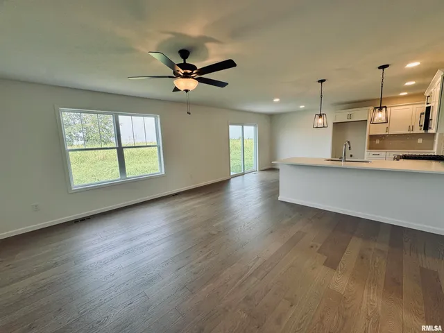 $419,900 | 4014 West Fiona Way, Dunlap, IL 61525