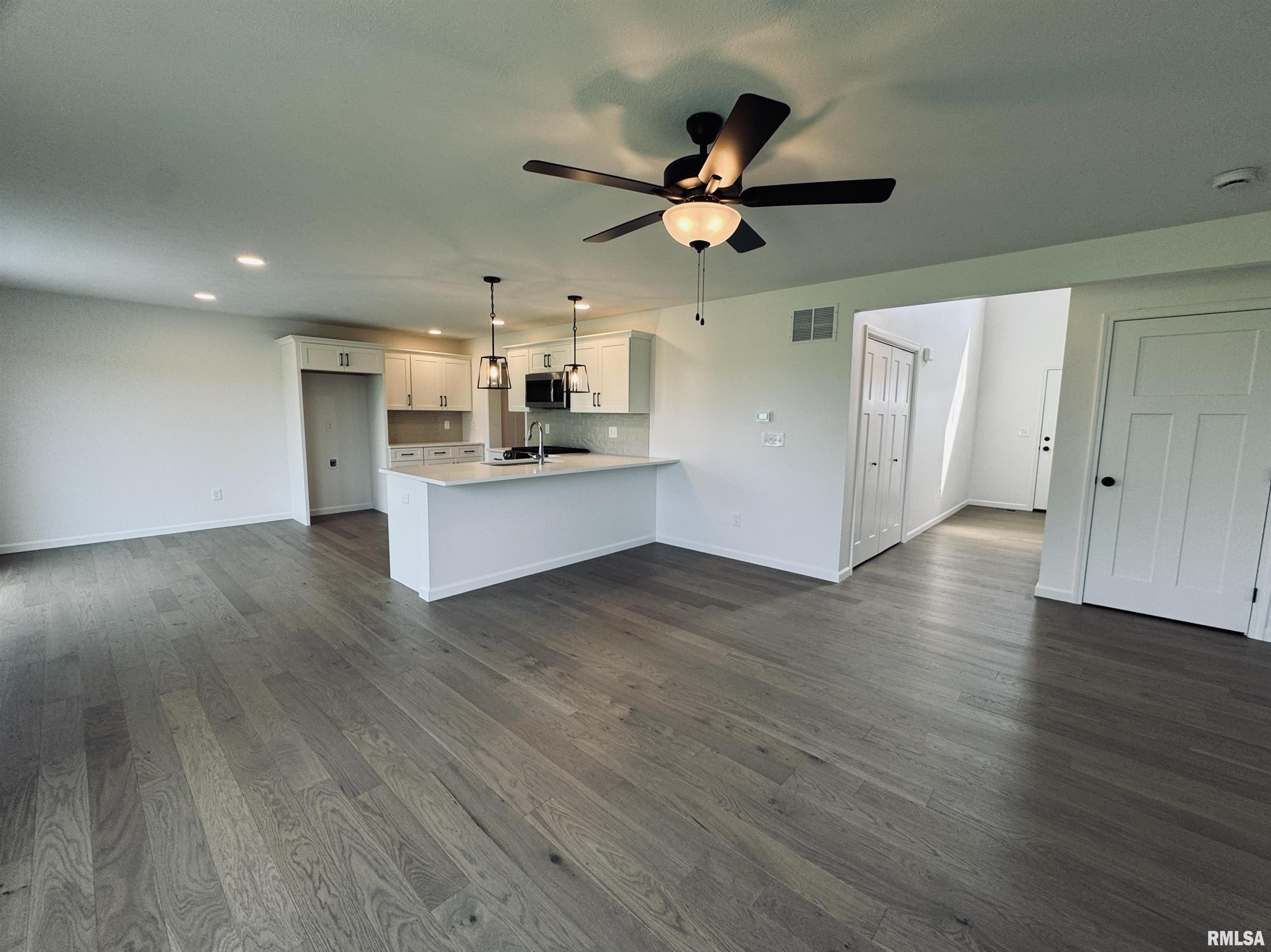 4014 West Fiona Way Dunlap, IL 61525 - Photo 9 of 41