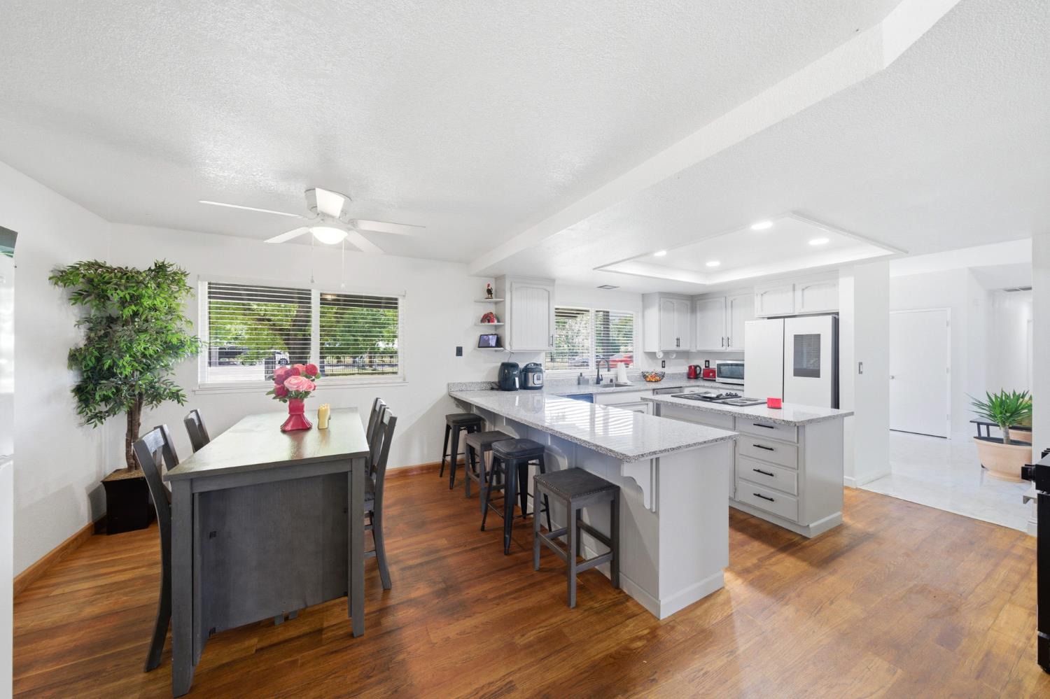 12301 East Jahant Road Acampo, CA 95220 - Photo 23 of 68