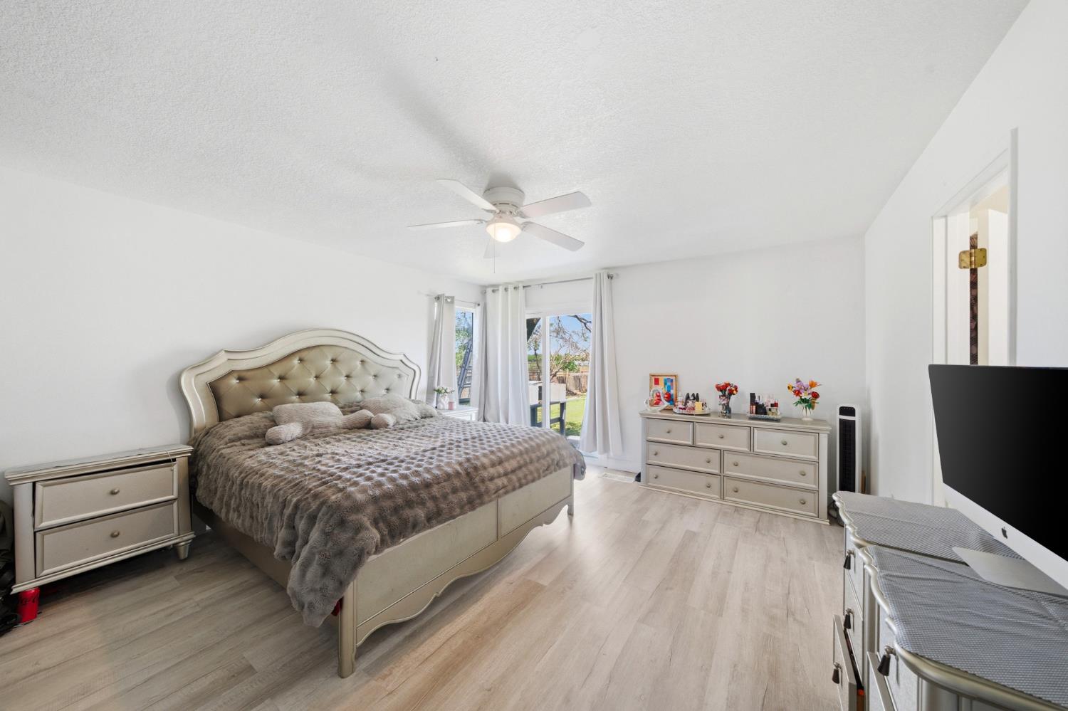 12301 East Jahant Road Acampo, CA 95220 - Photo 29 of 68