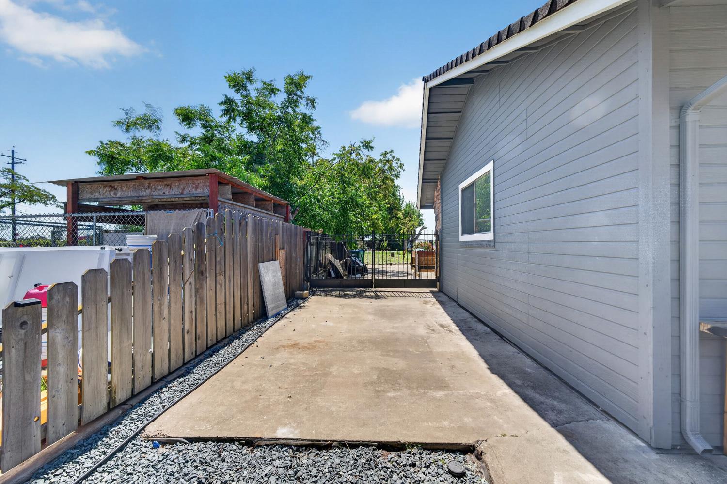 12301 East Jahant Road Acampo, CA 95220 - Photo 38 of 68