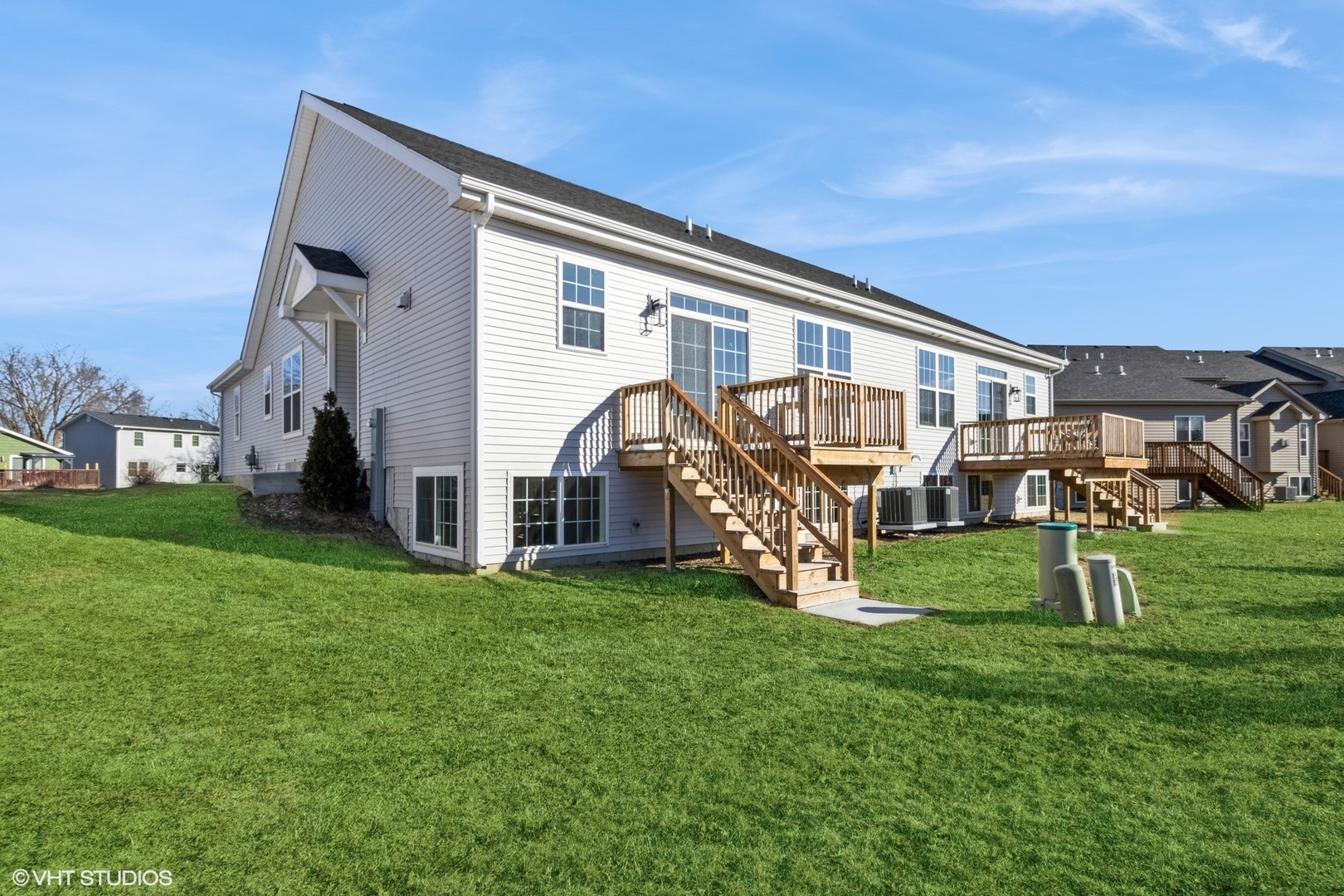 560 Madison Lane Elgin, IL 60123 - Photo 22 of 24