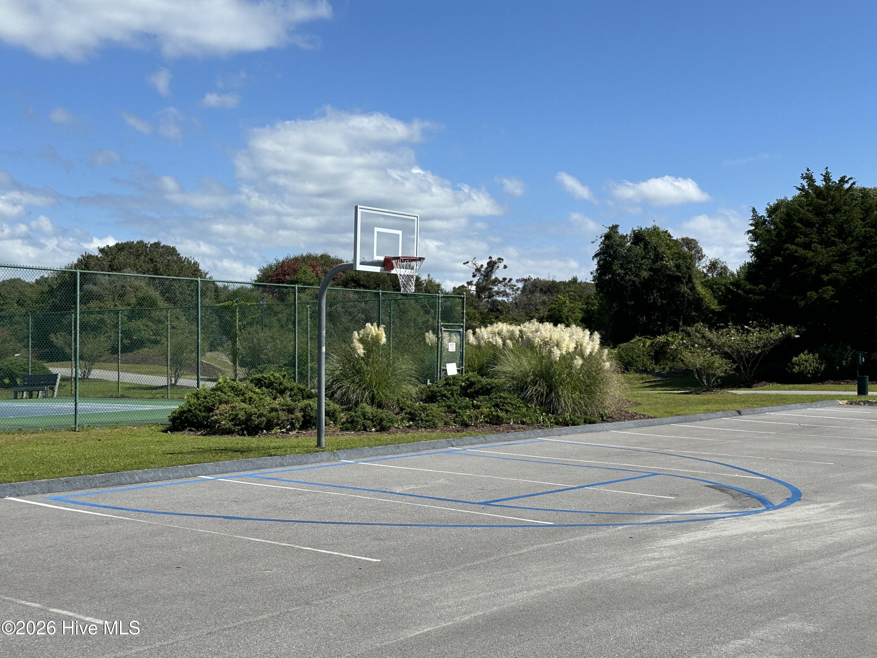 8801 Reed Drive, Unit 112 Emerald Isle, NC 28594 - Photo 23 of 30 Basketball