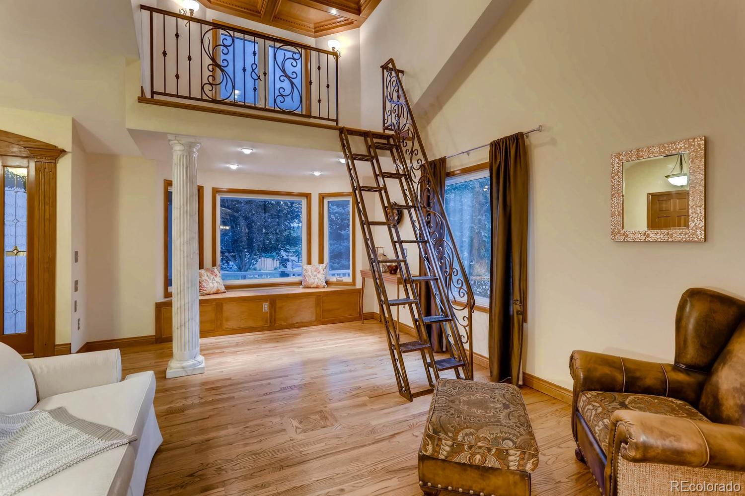 2565 Spring Hill Court Highlands Ranch, CO 80129 - Photo 5 of 35