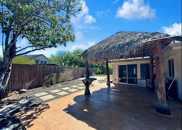 $2,600 | 2123 Streamhurst Lane, Sugar Land, TX 77479