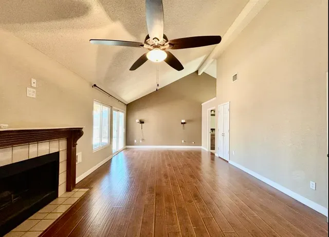 $2,600 | 2123 Streamhurst Lane, Sugar Land, TX 77479