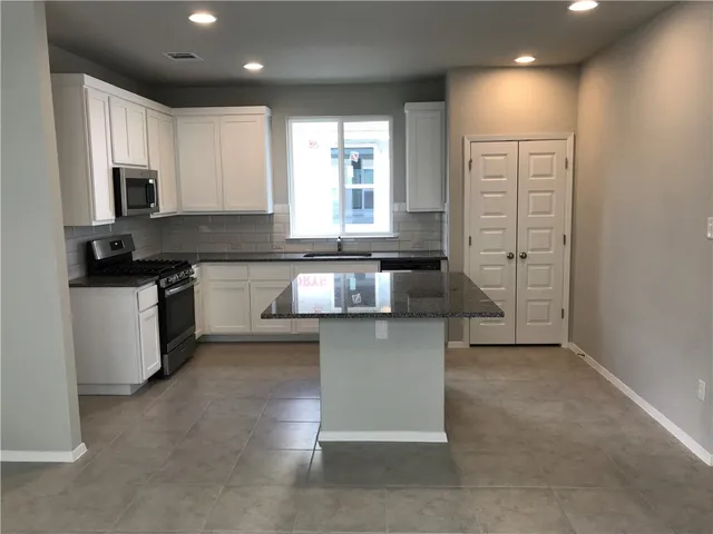 $1,900 | 1353 Goforth Road, Kyle, TX 78640