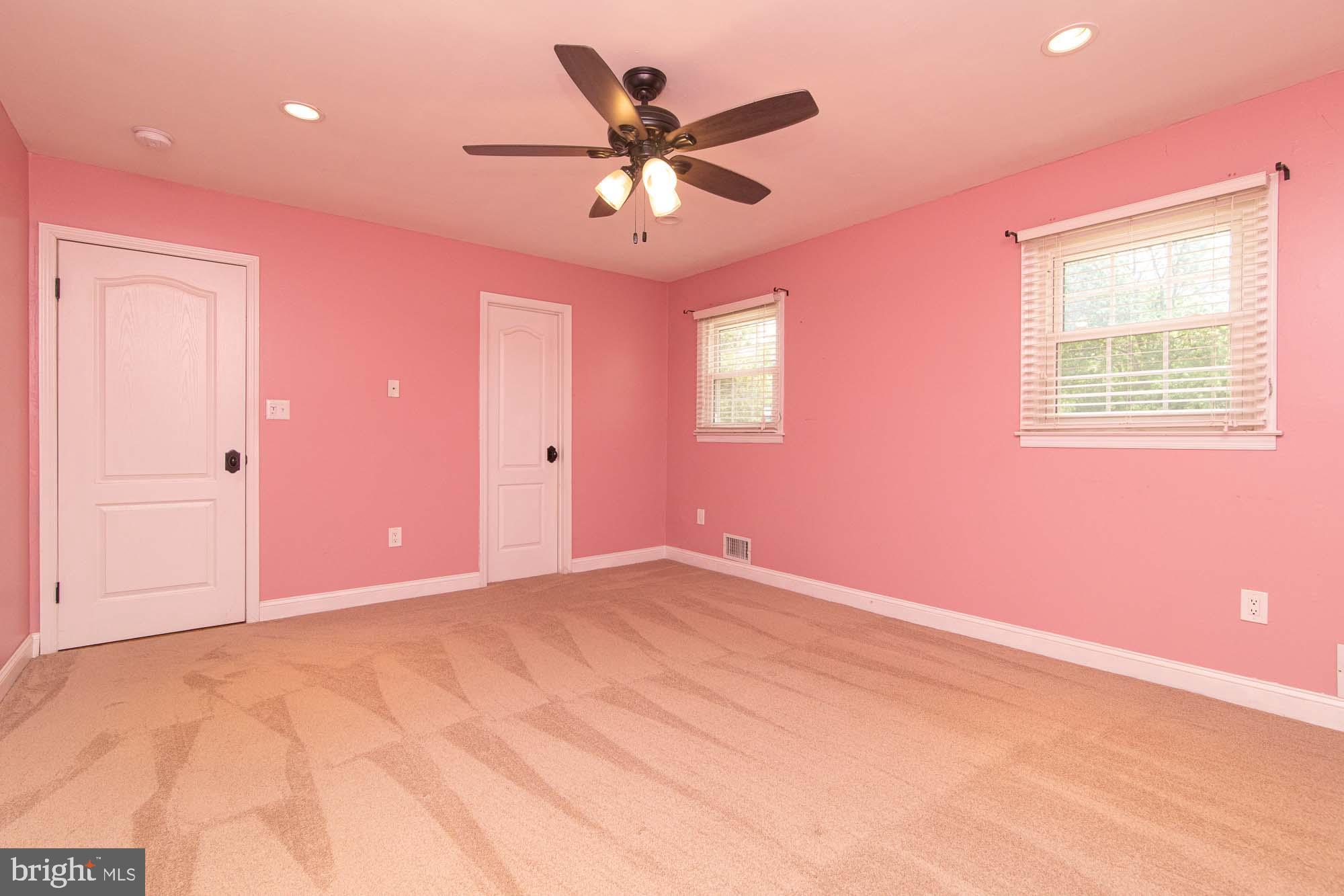 2 Randi Way Titusville, NJ 08560 - Photo 28 of 42 Access to 2nd Floor bath