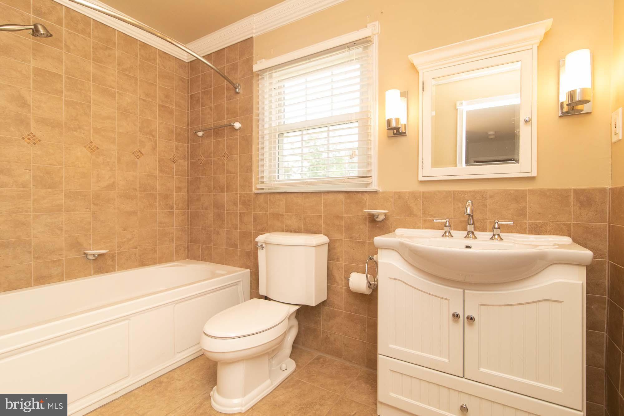 2 Randi Way Titusville, NJ 08560 - Photo 31 of 42 Jetted Tub