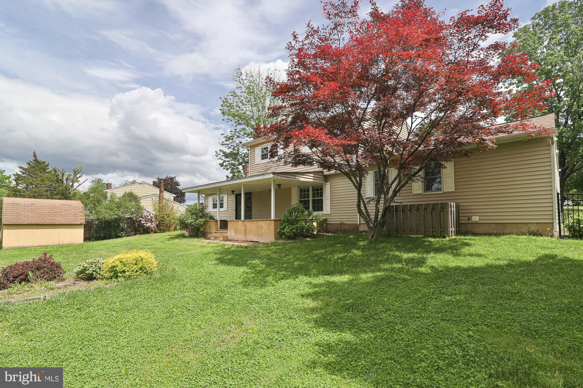 2 Randi Way Titusville, NJ 08560 - Photo 42 of 42 Manicured Fenced in Yard