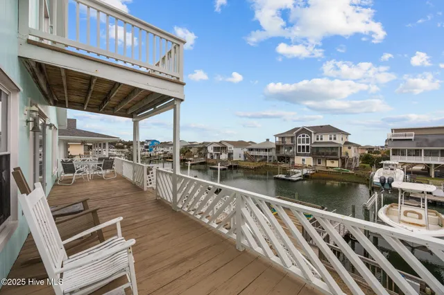 $925,000 | 124 Starfish Drive, Holden Beach, NC 28462