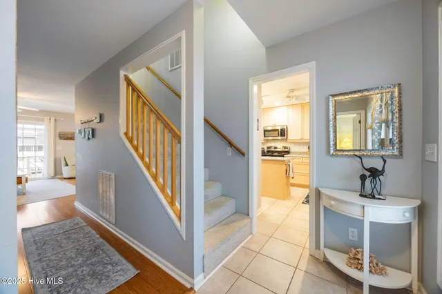 $925,000 | 124 Starfish Drive, Holden Beach, NC 28462