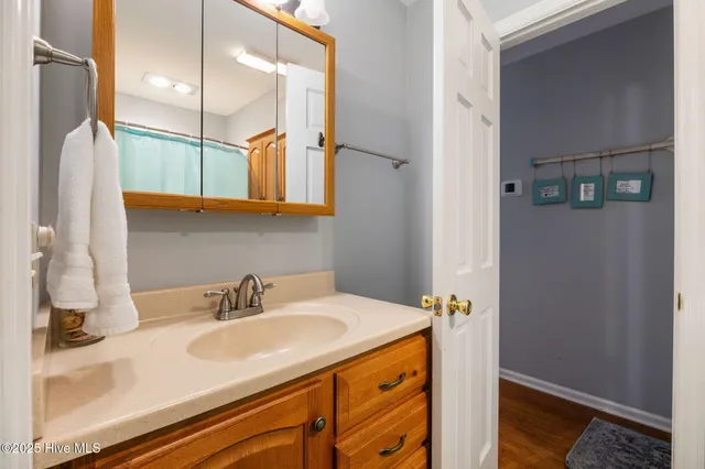 $925,000 | 124 Starfish Drive, Holden Beach, NC 28462