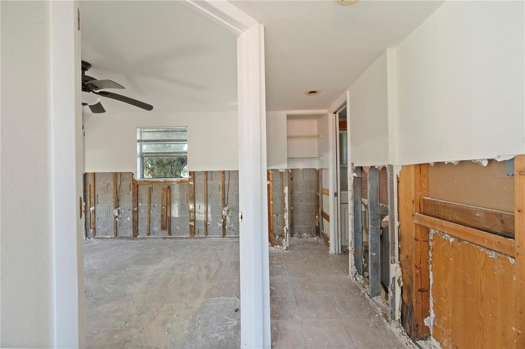 23116 Seneca Avenue Punta Gorda, FL 33980 - Photo 6 of 28