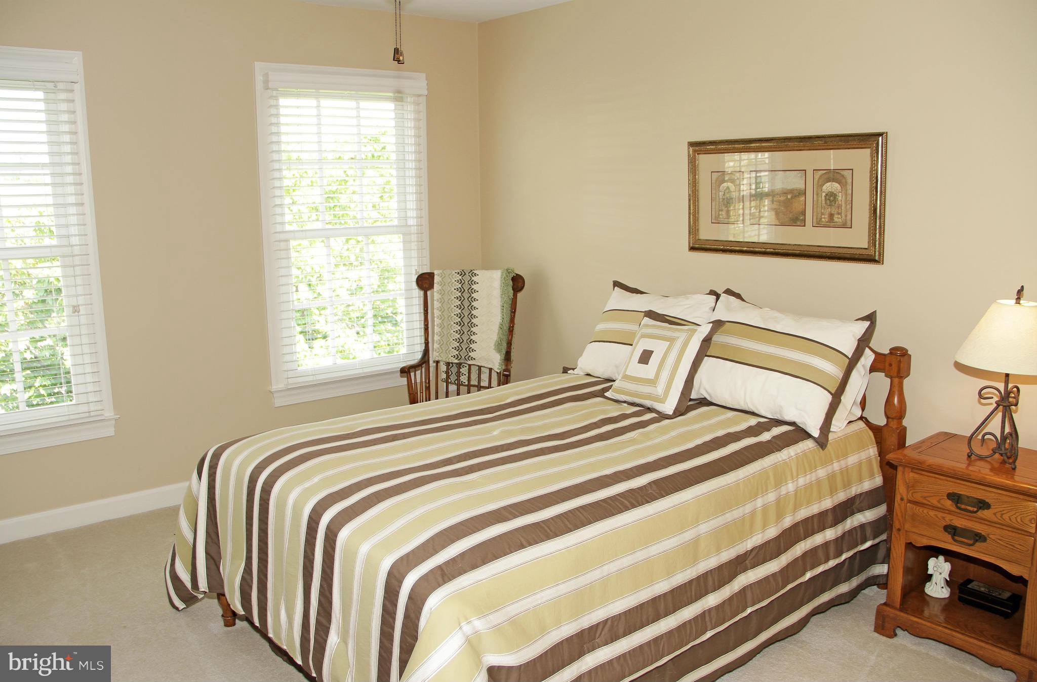 8228 Roxborough Loop Gainesville, VA 20155 - Photo 22 of 30 3rd Bedroom with Walk-in and Door to Hall Bath