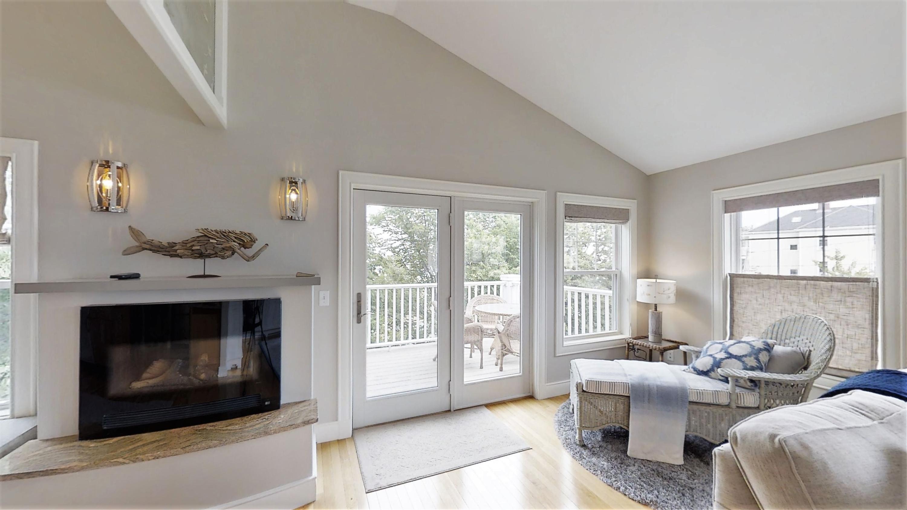 236 Eastern Promenade, Unit B5 Portland, ME 04101 - Photo 26 of 75 236-Eastern-Promenade-5-Portland-ME-0623