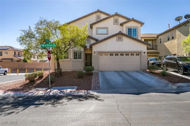 $440,000 | 9181 Wild Briar Lane, Las Vegas, NV 89143
