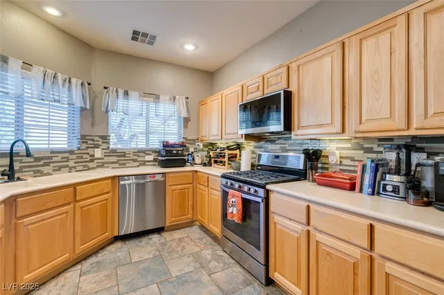 $440,000 | 9181 Wild Briar Lane, Las Vegas, NV 89143