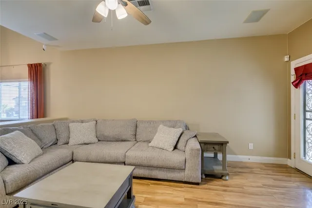 $440,000 | 9181 Wild Briar Lane, Las Vegas, NV 89143