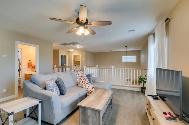 $440,000 | 9181 Wild Briar Lane, Las Vegas, NV 89143