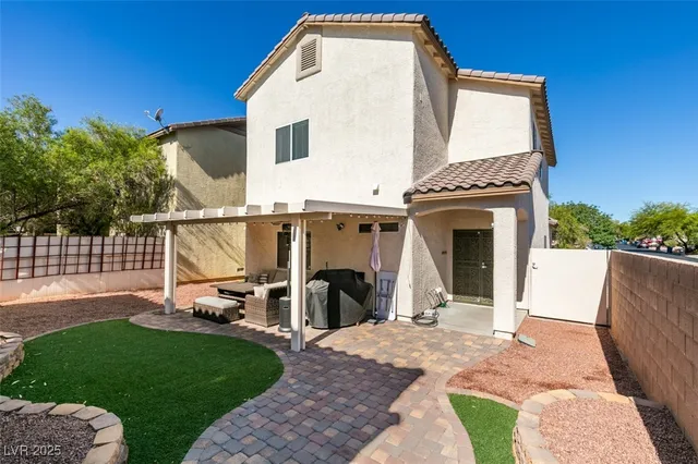 $440,000 | 9181 Wild Briar Lane, Las Vegas, NV 89143