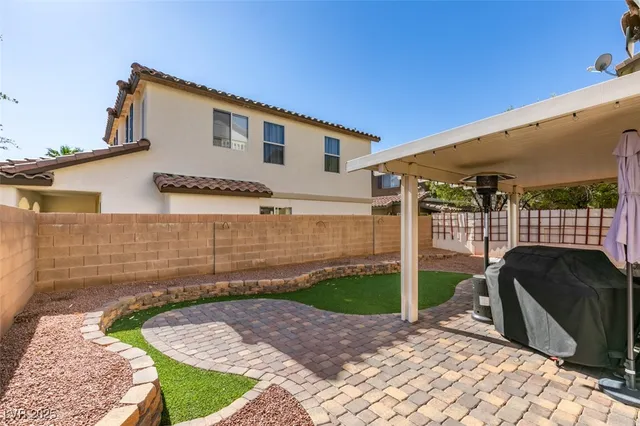 $440,000 | 9181 Wild Briar Lane, Las Vegas, NV 89143