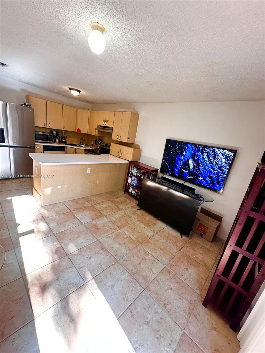 8686 Southwest 159th Path Miami, FL 33193 - Photo 13 of 15 Gallery Image 13