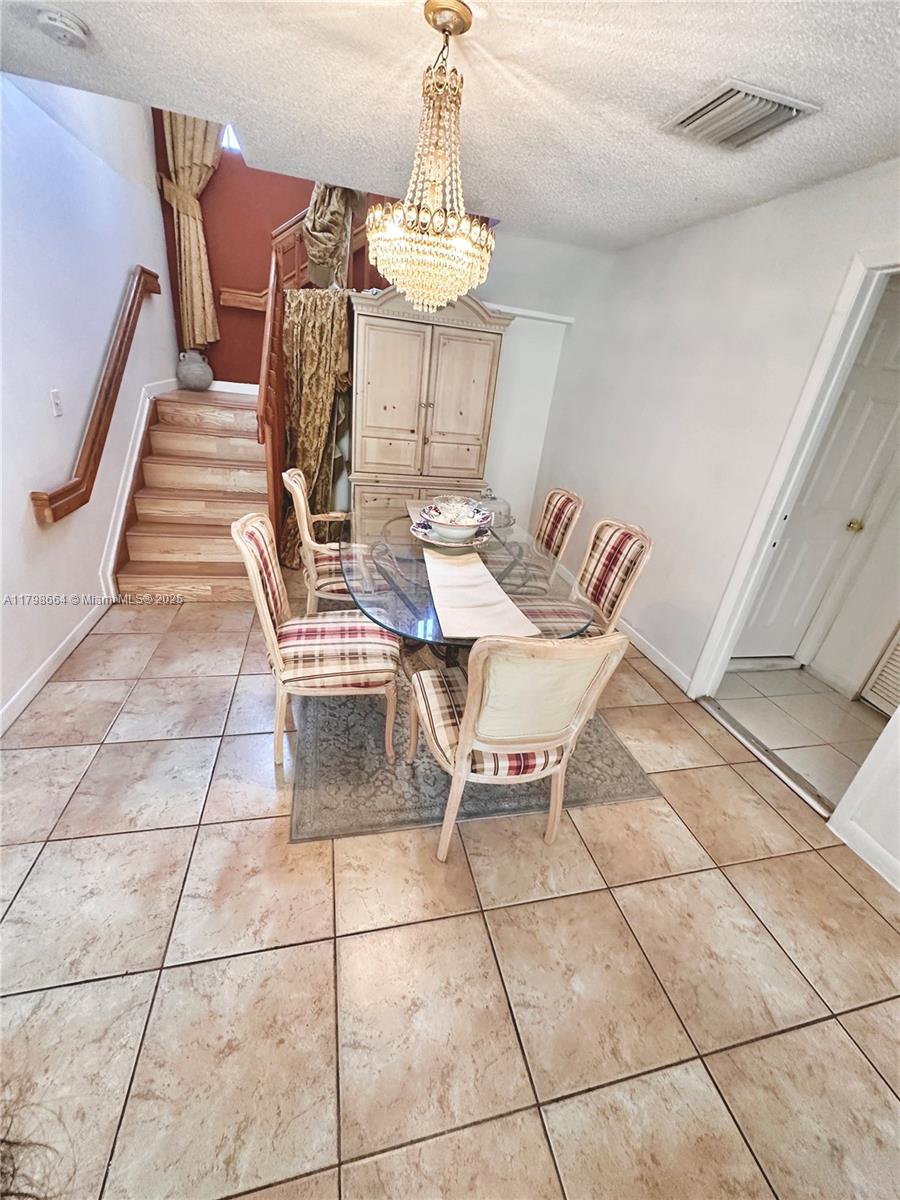 8686 Southwest 159th Path Miami, FL 33193 - Photo 5 of 15 Gallery Image 5