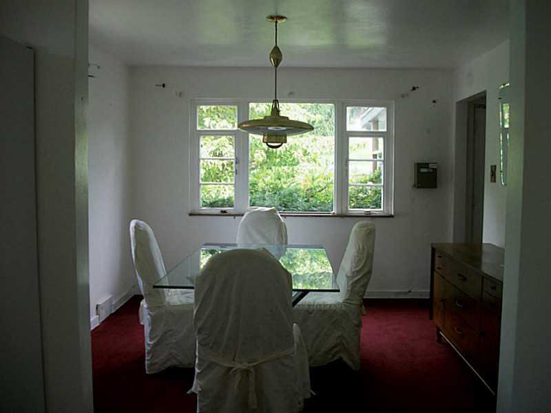 12 Ridge Road Braddock Hills, PA 15221 - Photo 7 of 16 Dining Room.