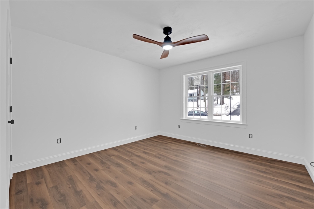 87 Vinton Road Sturbridge, MA 01566 - Photo 19 of 33