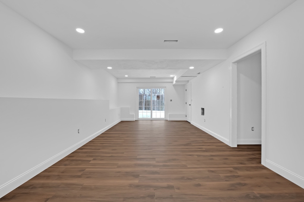 87 Vinton Road Sturbridge, MA 01566 - Photo 20 of 33