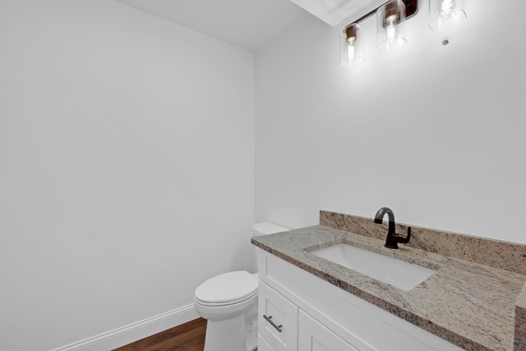 87 Vinton Road Sturbridge, MA 01566 - Photo 22 of 33