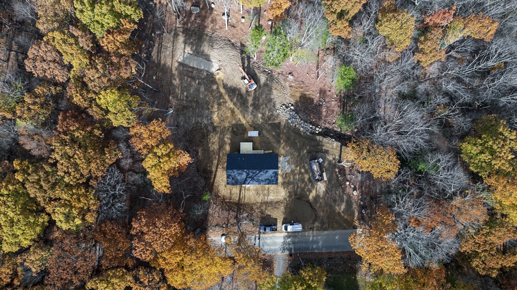 87 Vinton Road Sturbridge, MA 01566 - Photo 10 of 20 a view of building