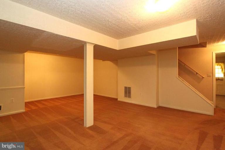 9518 Clement Road Silver Spring, MD 20910 - Photo 25 of 27 a view of an empty room
