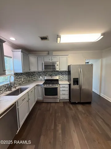 $1,800 | 908 St Landry Street, Lafayette, LA 70506