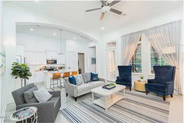 $5,000 | 406 East Martial Avenue, Lafayette, LA 70508