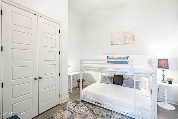 $5,000 | 406 East Martial Avenue, Lafayette, LA 70508