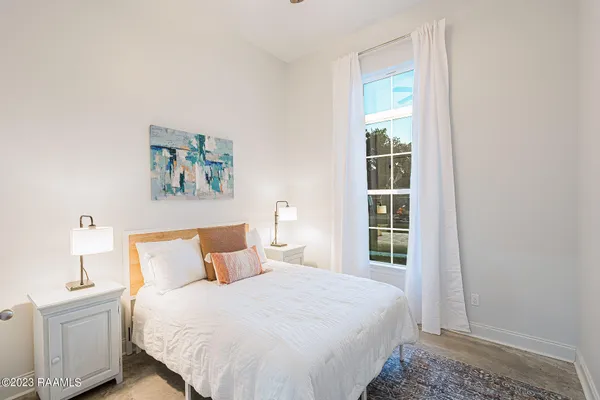 $5,000 | 406 East Martial Avenue, Lafayette, LA 70508