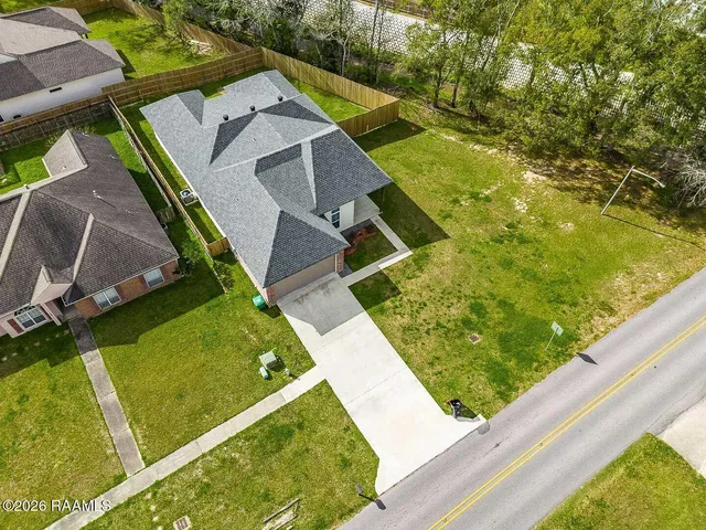 $5,000 | 406 East Martial Avenue, Lafayette, LA 70508